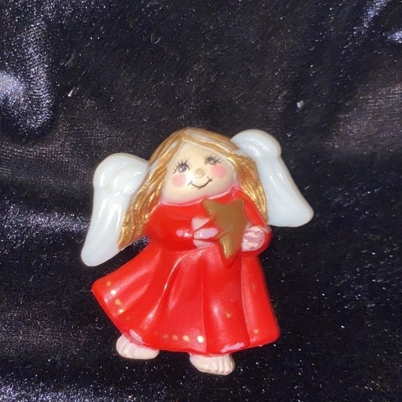 Vintage Christmas Angel Brooch Pin Plastic S Lehman Red Gowned Size 1.5" X 2" - Picture 3 of 5